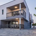 Appartamento Mit Terrasse