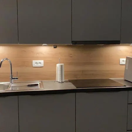 Lägenhet Mit Terrasse Vir