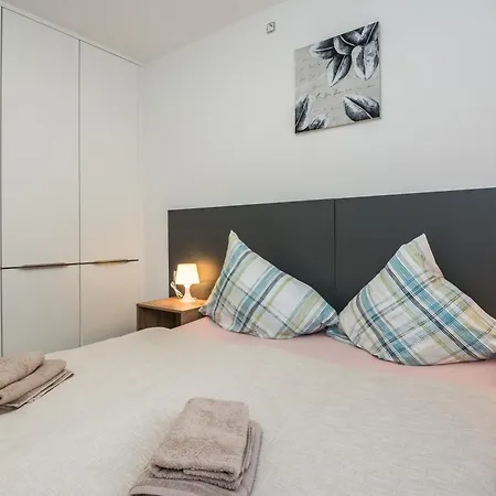 Mit Terrasse Apartment *